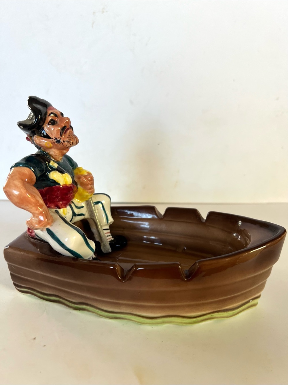 Antique ashtray 1960’s Swank vintage pirate Sailor collectible retro charm EUC - Picture 2 of 7